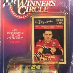 🔴 SOLD 🔴 Jeff Gordon 1/64 Scale Car